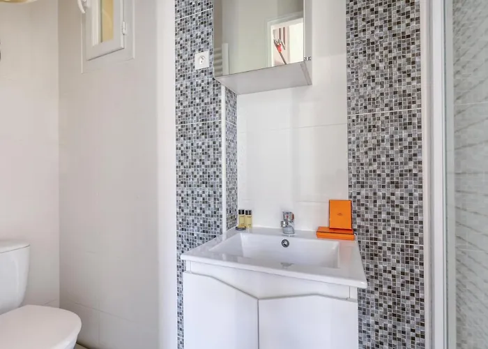 Cosy Parisian 1bdr Flat - Prime Location Le Marais Lejlighed